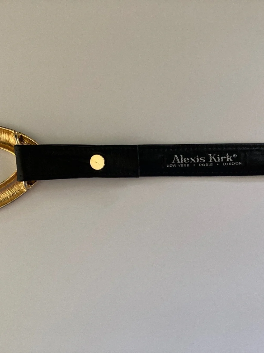 Alexis Kirk Vintage 1980s Black Leather Tie Belt/Oval Closure/40 1/2